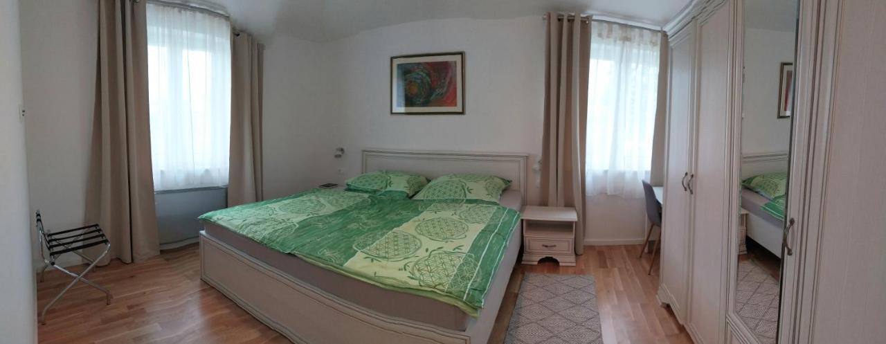 Vila Dubravka - Schoen Und Komfortabel Inmitten Von Olivenbaeumen Und Weinbergen Mit Whirlpool Valtura Zewnętrze zdjęcie